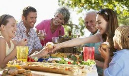 回家过年吃瓜,瓜香四溢的团圆时刻