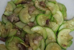 云南吃瓜最近,探寻地方特色美食之旅