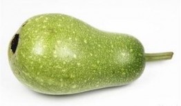 吃8月瓜的好处,吃8月瓜好处多——揭秘夏季养生佳品