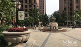 橡树湾中介吃瓜,一场房地产界的“瓜田李下”