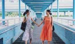 吃瓜拍照姿势姐妹,姐妹们的吃瓜拍照姿势大揭秘