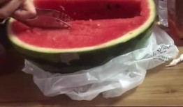 西瓜刀吃瓜神器,解锁夏日清凉新姿势