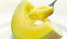 吃蜜瓜挖着吃,挖着吃的独特美味体验