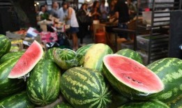 金钱的诱惑吃瓜,金钱诱惑下的吃瓜众生相