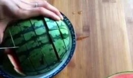 怎么吃瓜方便,轻松掌握便捷吃瓜技巧