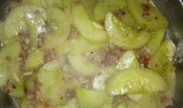 上海瓜怎么炒着吃,瓜类炒制，家常美味新体验